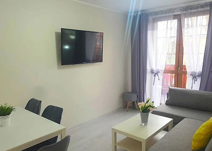 Pastelowe Blisko Centrum Karpacza Z Parkingiem, Balkonem W Zielonej Okolicy *